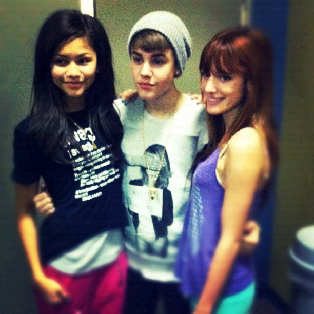 Zendaya And Bella Swag It Out With Justin Bieber And Jaden Smith! @Zendaya96 @BellaThorne