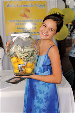 Join Bailee Madison At Her Lemonade Stand To Benefit Alex’s Lemonade 1/7! @BaileeMadison