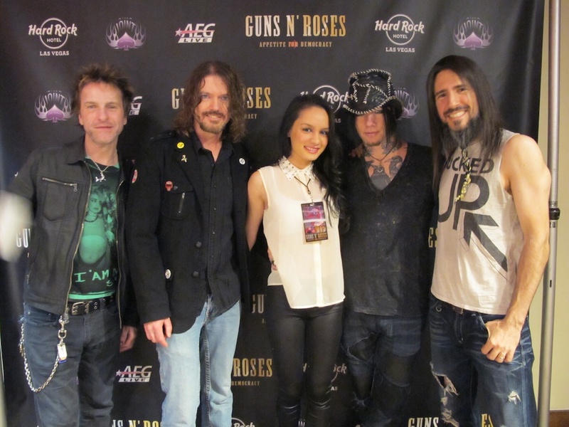 VIPAccessEXCLUSIVE: EXCLUSIVE Pictures From The Guns N’ Roses Residency Concert At The Hard Rock Hotel, Las Vegas 11/24/12