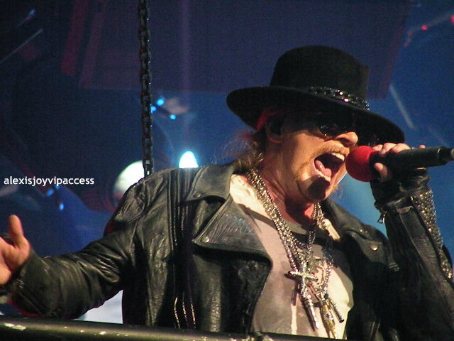 VIPAccessEXCLUSIVE: EXCLUSIVE Videos From The Guns N’ Roses Residency Concert At The Hard Rock Hotel, Las Vegas 11/24/12