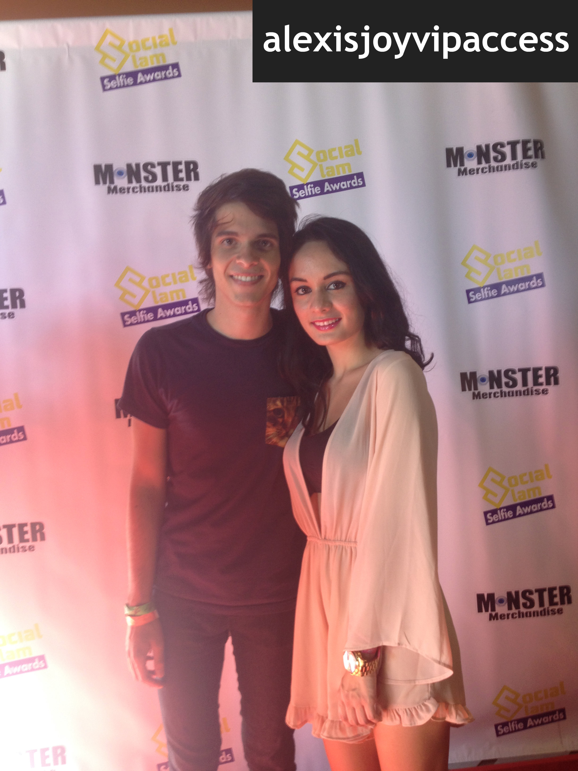 VIPAccessEXCLUSIVE: Alex Ramos Interview With Alexisjoyvipaccess At The Social Slam Selfie Awards!