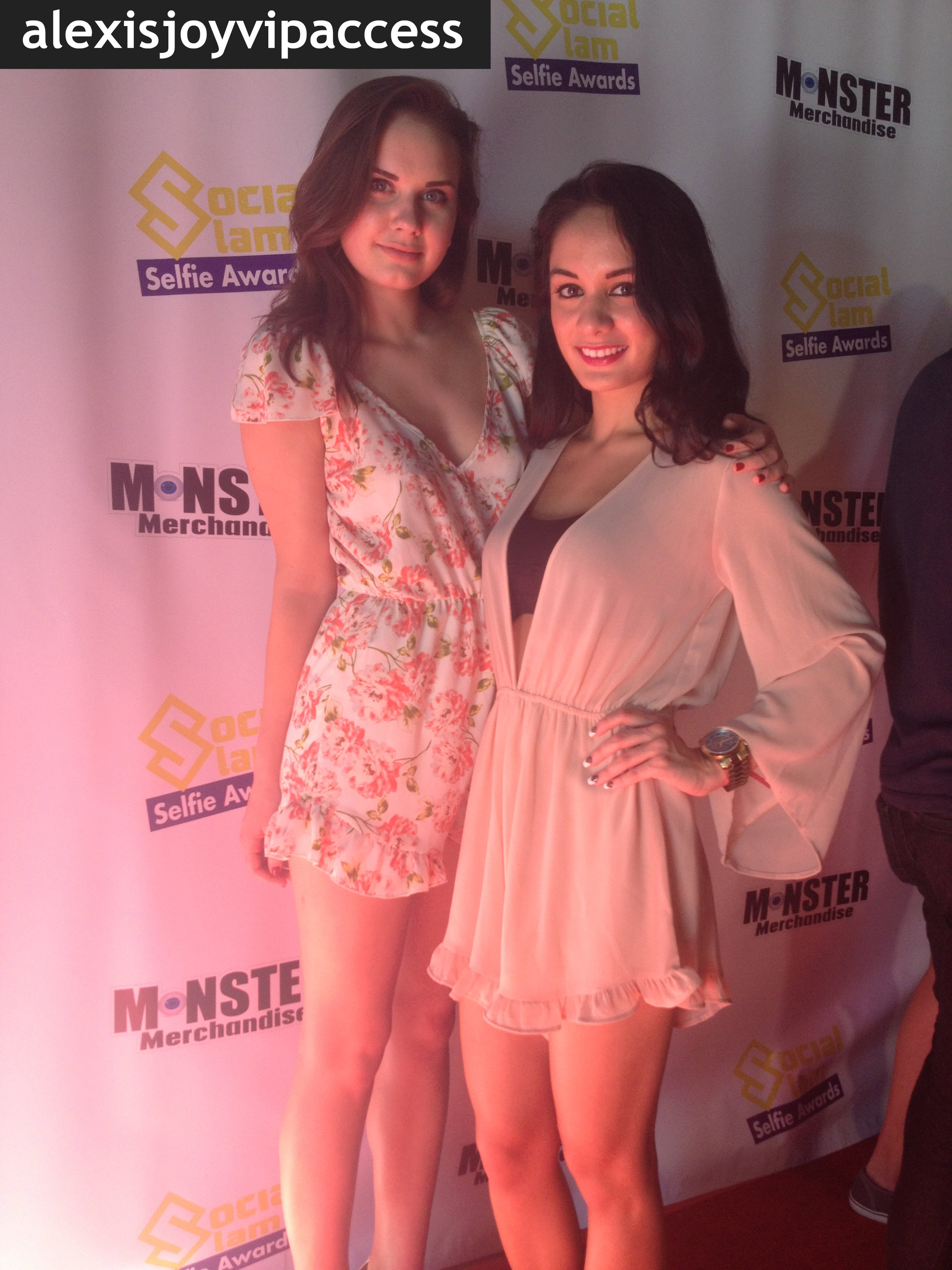 VIPAccessEXCLUSIVE: Arden Rose Interview With Alexisjoyvipaccess At The Social Slam Selfie Awards!