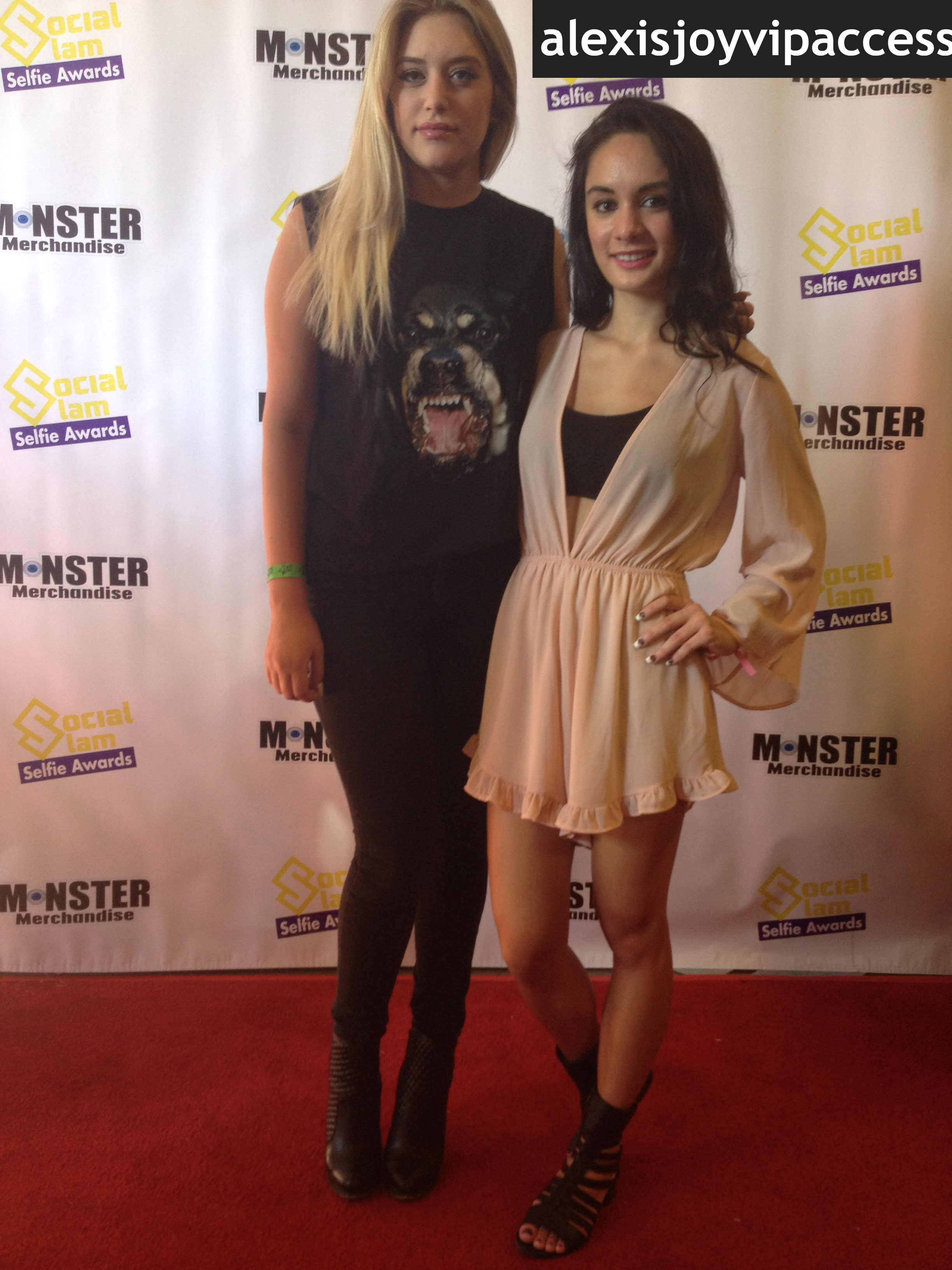 VIPAccessEXCLUSIVE: Anastasia Karanikolaou Interview With Alexisjoyvipaccess At The Social Slam Selfie Awards!