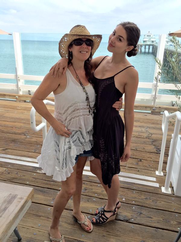 Article: Kira Kosarin Spends Her Day At The Beach & The Pictures Are Amazing! Check Them Out Here!