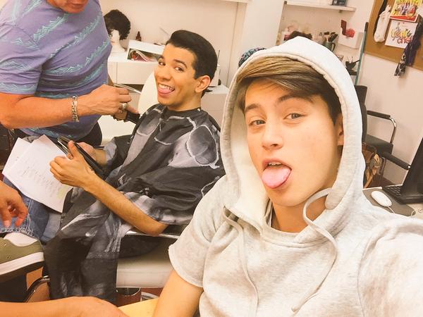 Article: Liam Obergfoll Shares Fun “Behind The Scenes” Photo With Miguel Luciano!