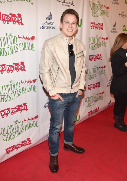 Article: Tyler Perez Had A Blast At The 2015 Hollywood Christmas Parade! (@TPerezFL @HlywdChristmas)