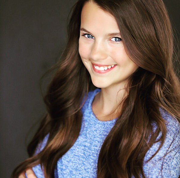 VIPAccessEXCLUSIVE: Chloe East Exclusive Interview With Alexisjoyvipaccess!