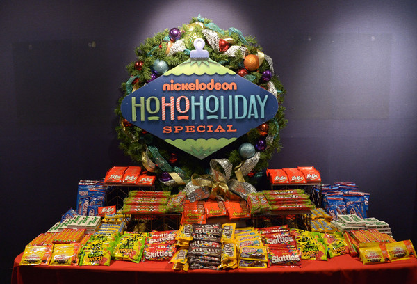 Article: Lilimar, Rio Mangini, Kira Kosarin, Brec Bassinger, Madisyn Shipman, Breanna Yde, Sydney Park And More Attend The Nickelodeon “Ho Ho Holiday” Screening!