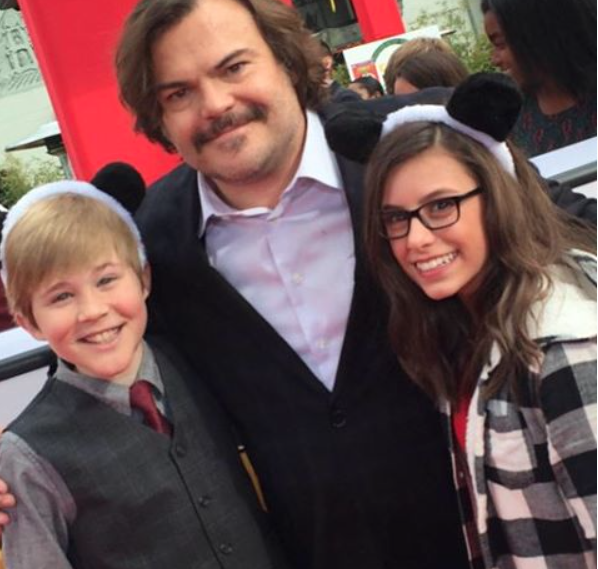 Article: Madisyn Shipman And Casey Simpson Met Someone Special At The “Kung Fu Panda 3” Premiere! Find Out Who It Is Here!