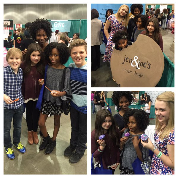 Article: Addison Riecke, Larsen Thompson, Casey Simpson, Trinitee Stokes, Ava Cantrell, Aubrey Miller, Riele Downs And More Have Fun At The LA Cookie Con!