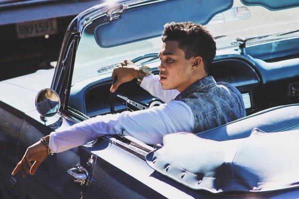 Article: Roshon Gives A Behind The Scenes Look On Set Of His “So Bad” Music Video Shoot! (@Roshon)