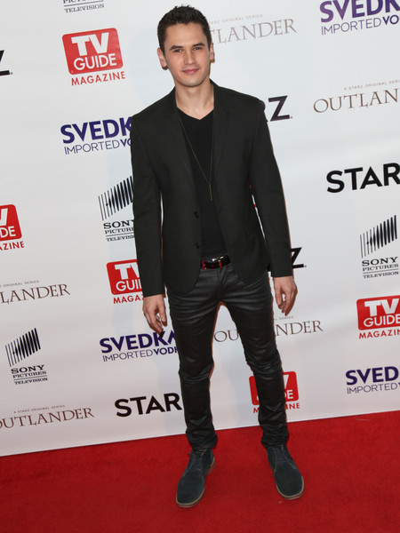 Article: Monty Geer Looked Incredibly Cool At The TV Guide Magazine Celebrates Starz Outlander Event!