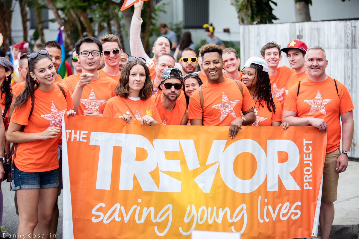 Article: Kira Kosarin Had A Marvelous Time Marching At The LA Pride Parade With The Trevor Project!