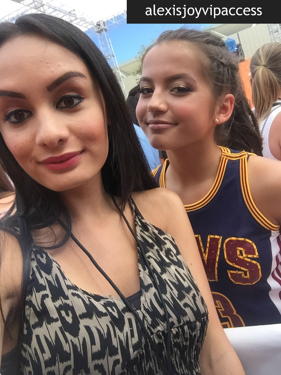 VIPAccessEXCLUSIVE: The Phenomenal Isabela Moner Updated Interview With Alexisjoyvipaccess At The 2016 Nickelodeon Kids’ Choice Sports!