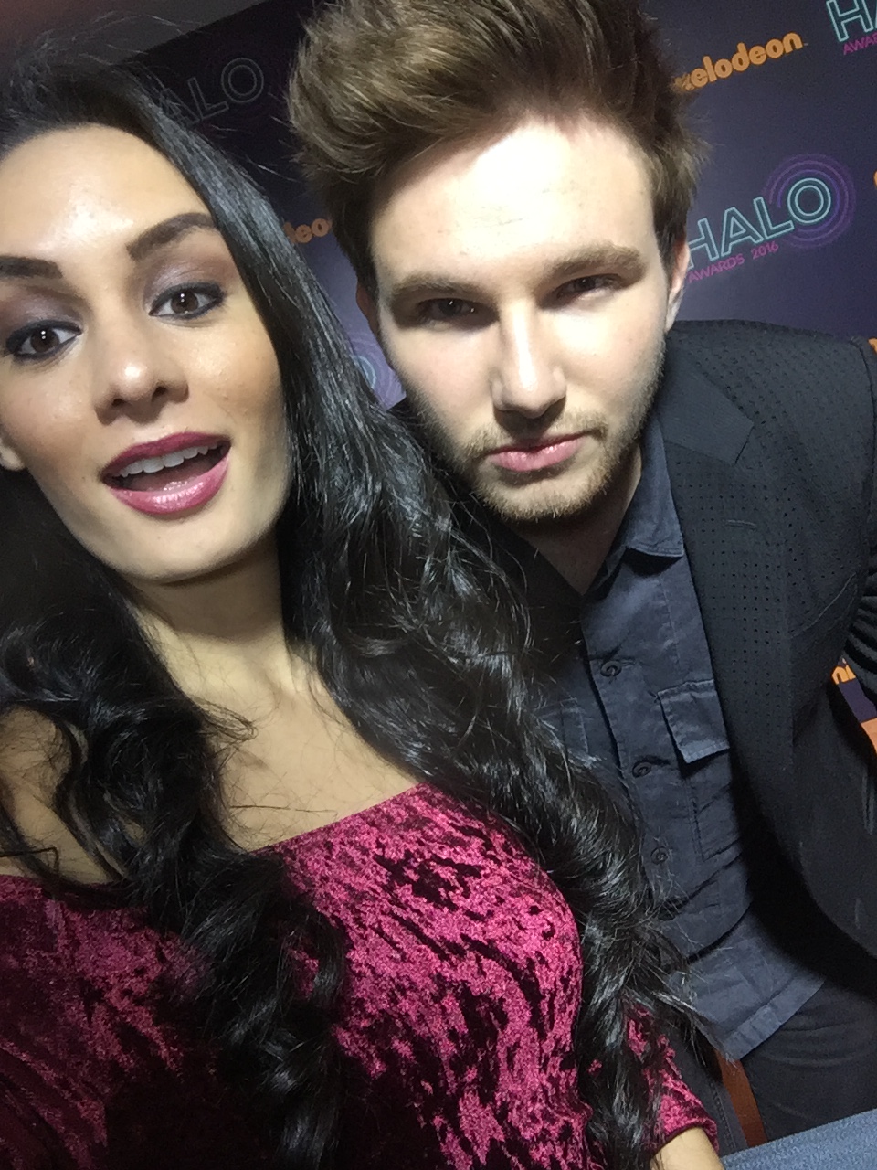 VIPAccessEXCLUSIVE: AJ Interview With Alexisjoyvipaccess At The 2016 Nickelodeon HALO Awards!