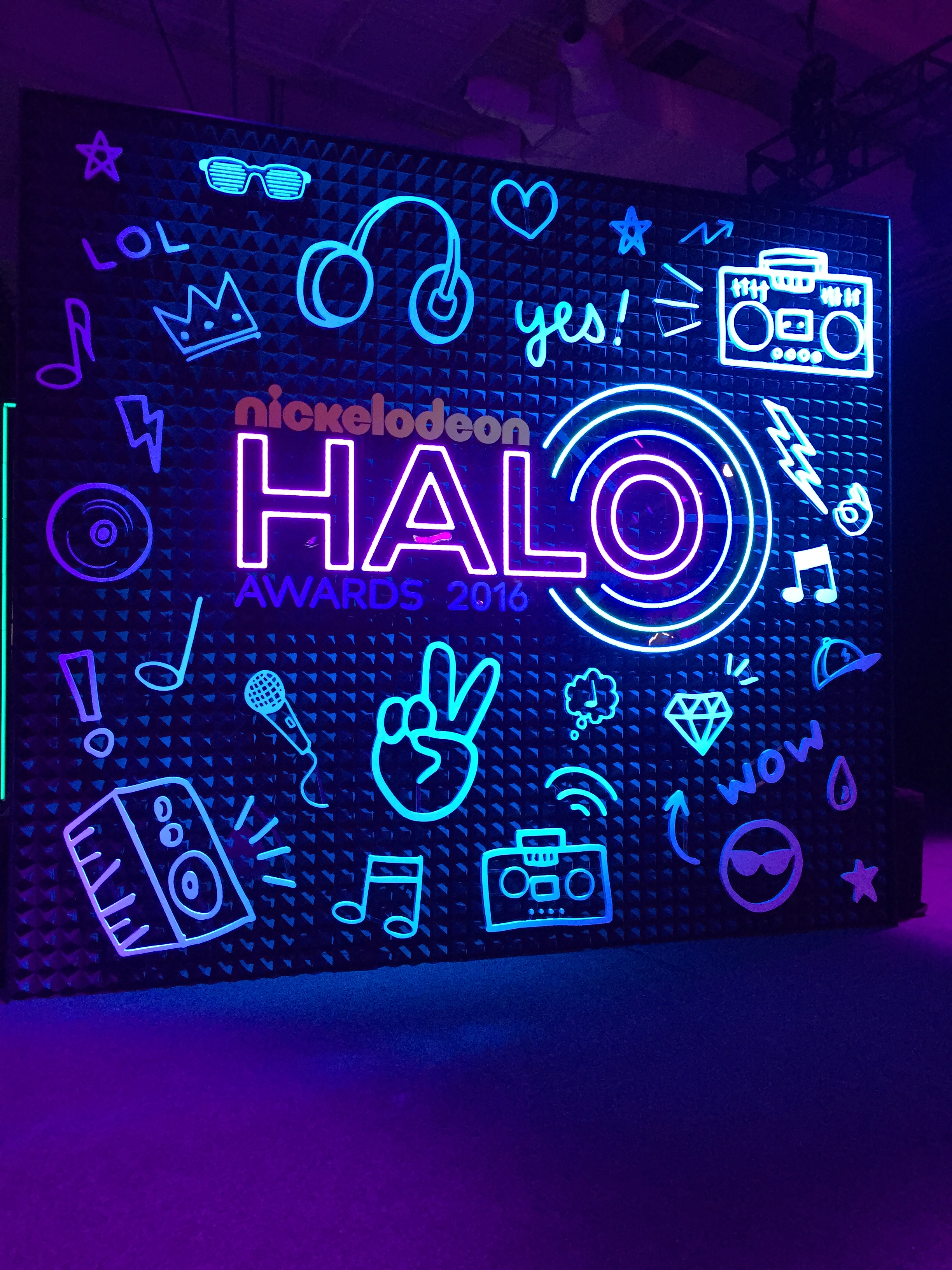 VIPAccessEXCLUSIVE: Alexisjoyvipaccess Covers The Inspiring And Spectacular 2016 Nickelodeon HALO Awards – RECAP Here!