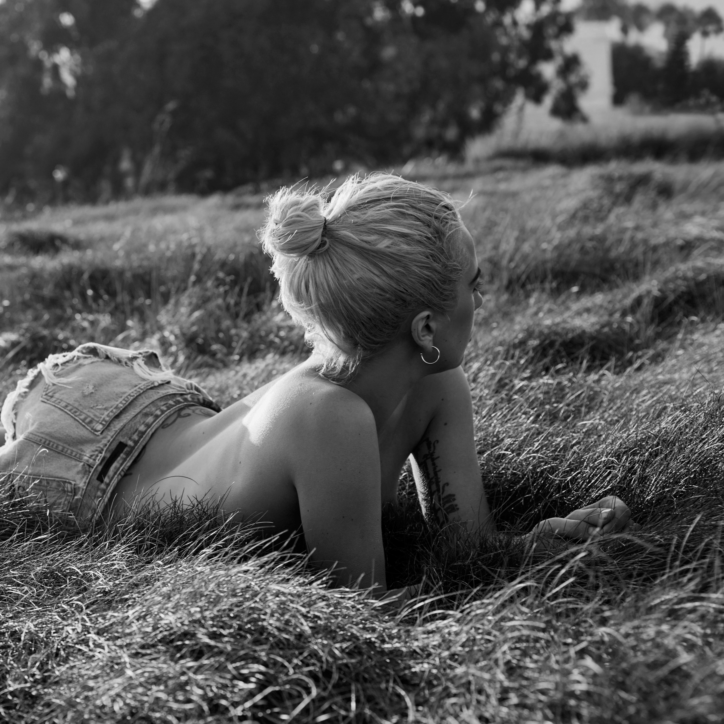 Article: Catch The Highly-Anticipated Premiere Of Lady Gaga’s “Million Reasons” Music Video On MTV 12/14!