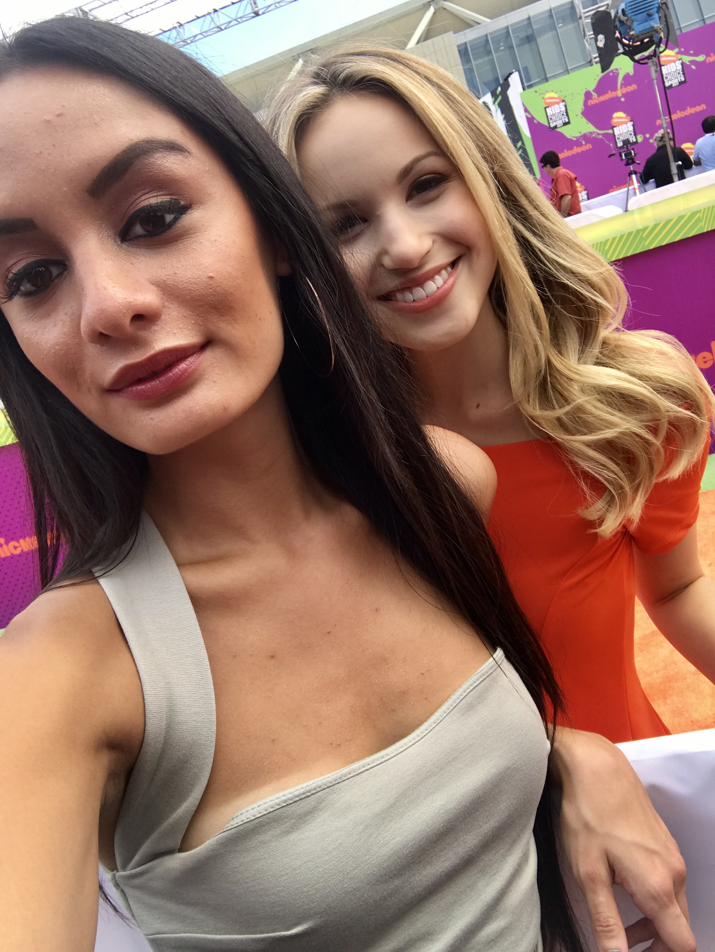 VIPAccessEXCLUSIVE: Brady Reiter Interview With Alexisjoyvipaccess At The 2017 Nickelodeon Kids’ Choice Sports!