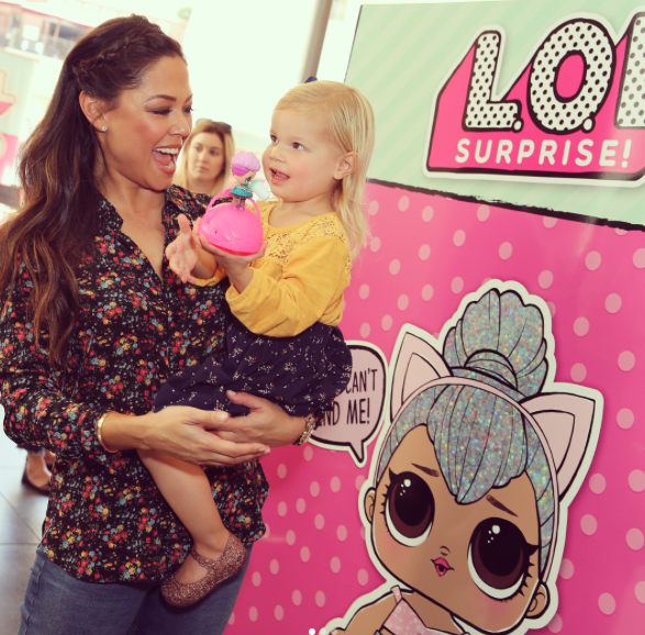 Article: Jordyn Jones, Tori Spelling And More Joined YouTube Sensations Sandra And Spidey At The L.O.L Surprise! Big Big Surprise Party – RECAP Here! 