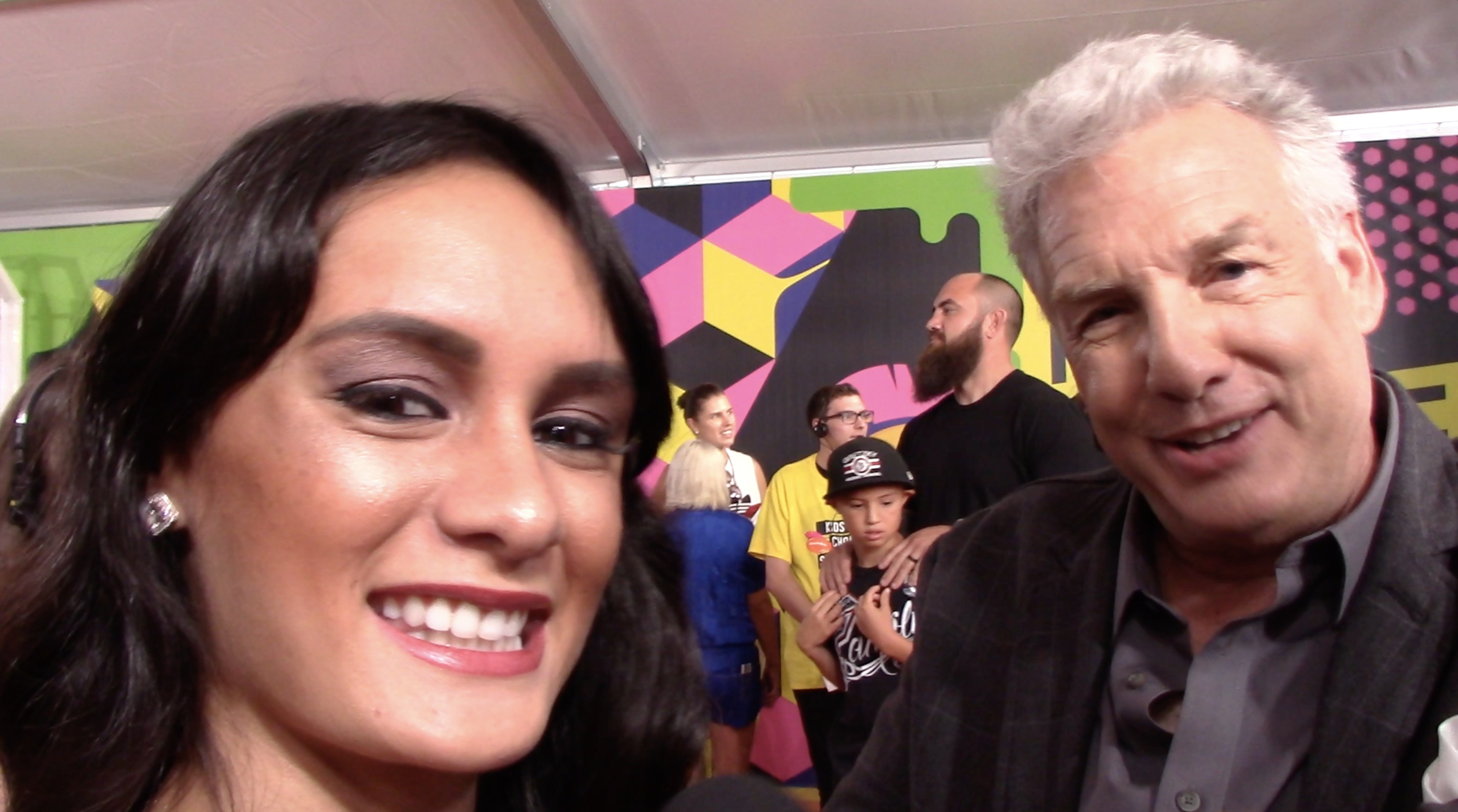 VIPAccessEXCLUSIVE: “Double Dare” Host Marc Summers Interview With Alexisjoyvipaccess At The 2018 Nickelodeon Kids’ Choice Sports!