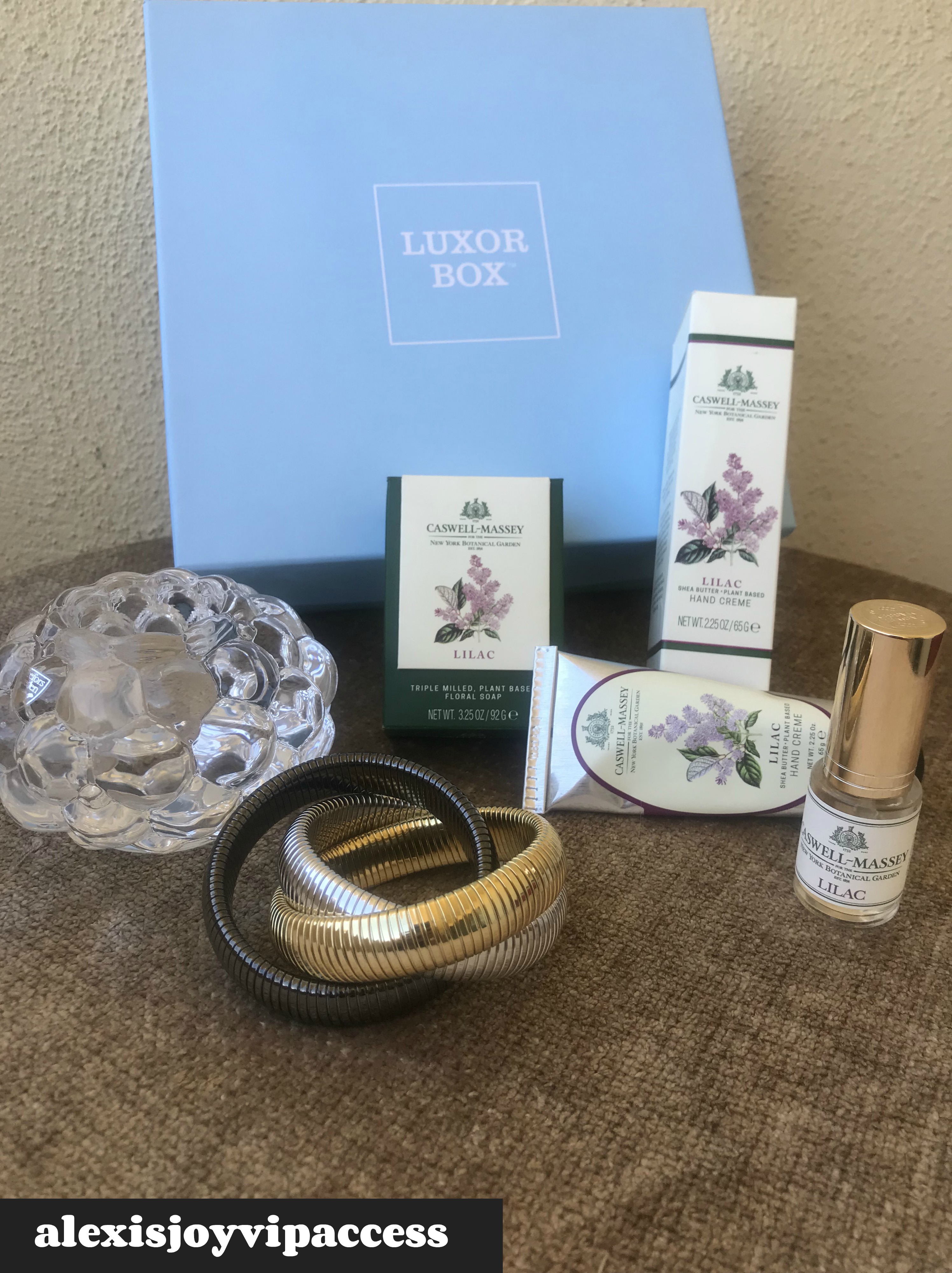 VIPAccessEXCLUSIVE: Take A Look Inside Luxor Box’s September Box In Alexisjoyvipaccess’ New Unboxing Video!