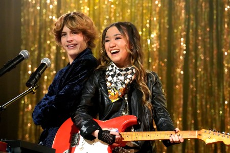 Article: Meet The Cast Of Nickelodeon’s New, Music-Filled, Live-Action Series, “Erin & Aaron!”