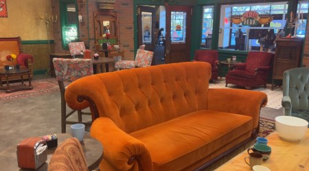 VIPAccessEXCLUSIVE: It’s Time To Visit Central Perk – Here’s Everything You Need To Know Before Heading To The FRIENDS™ Experience: The One Near Long Beach!